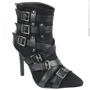 🖤 Vegan Ankle Boots